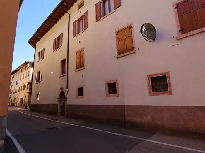 Casa quadrilocale in vendita in Vicolo Archette, Dro
