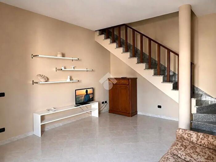 Appartamento quadrilocale in vendita in Via Ferrovia, Botricello