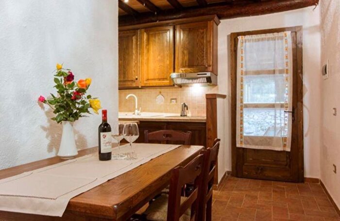 Appartamento con 5 locali in vendita in Castagneto Carducci