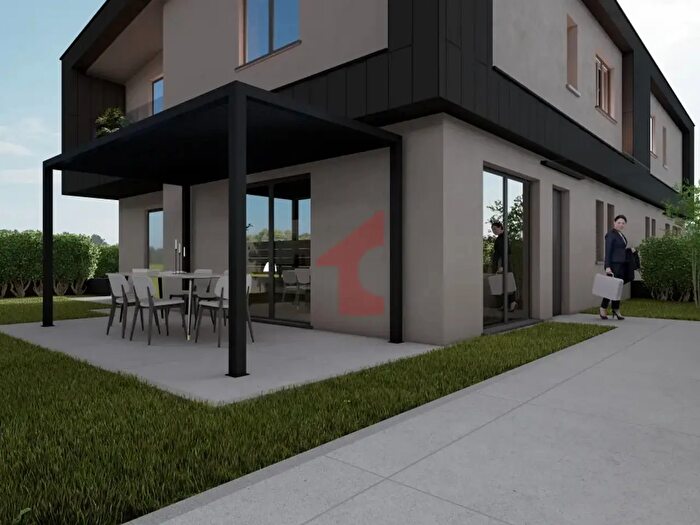 Casa quadrilocale in vendita in Via Padre Serafino Massotti, Fontanellato