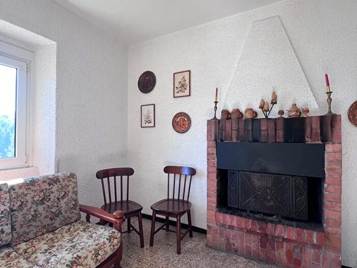 Casa quadrilocale in vendita in Via Escursionisti, Abbadia Lariana