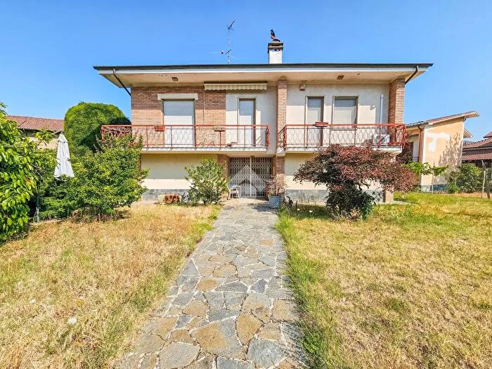 Casa con 6 locali in vendita in Via Gorizia, Bosco Marengo