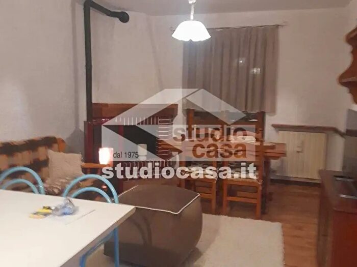Appartamento bilocale in vendita in Via Prato, Taleggio