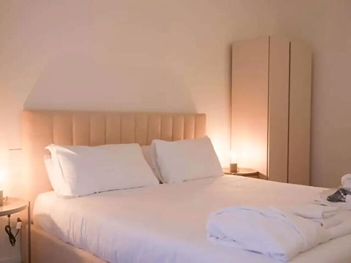 Appartamento monolocale in affitto in Via Castelfidardo, Milano