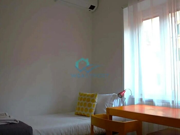 Appartamento monolocale in affitto in Via Gallia, Roma