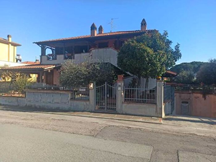 Appartamento quadrilocale in vendita in Centrale, Castiglione Del Lago