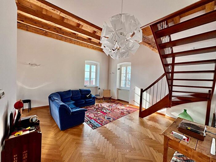 Appartamento trilocale in affitto in Via delle Monache, Città Vecchia, Trieste