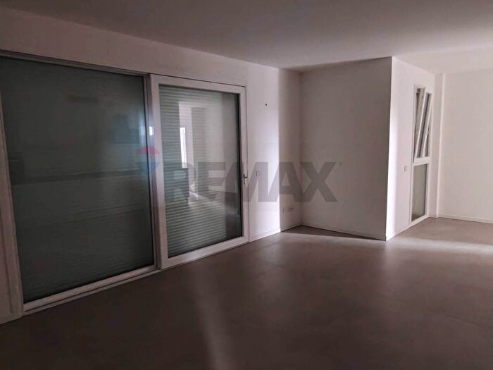 Appartamento quadrilocale in affitto in Tripoli Stadio, Rimini