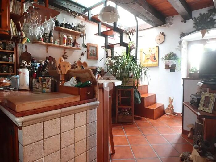 Casa trilocale in vendita in Via Zanella, Trieste