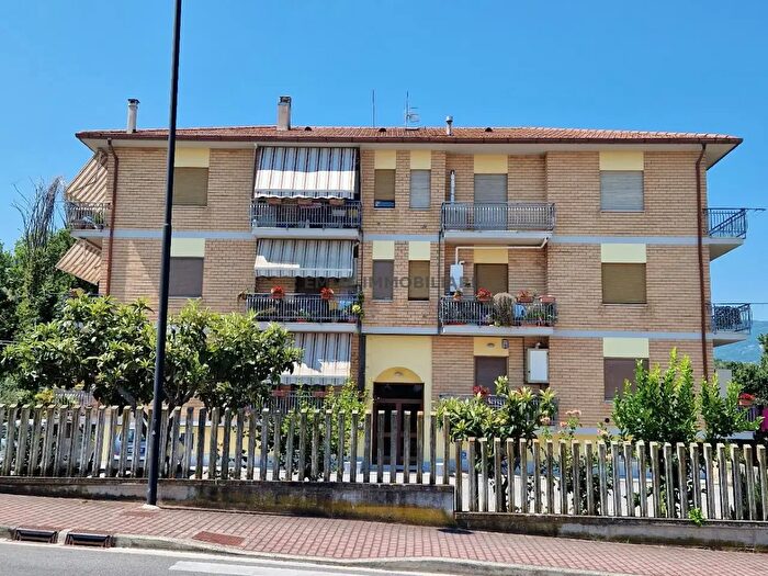 Appartamento con 5 locali in vendita in Via della Stazione, Maltignano