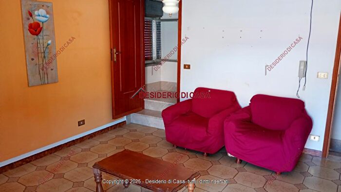 Casa con 5 locali in vendita in Caccamo