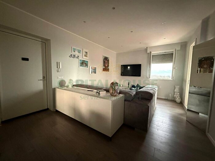 Appartamento quadrilocale in vendita in Acerra