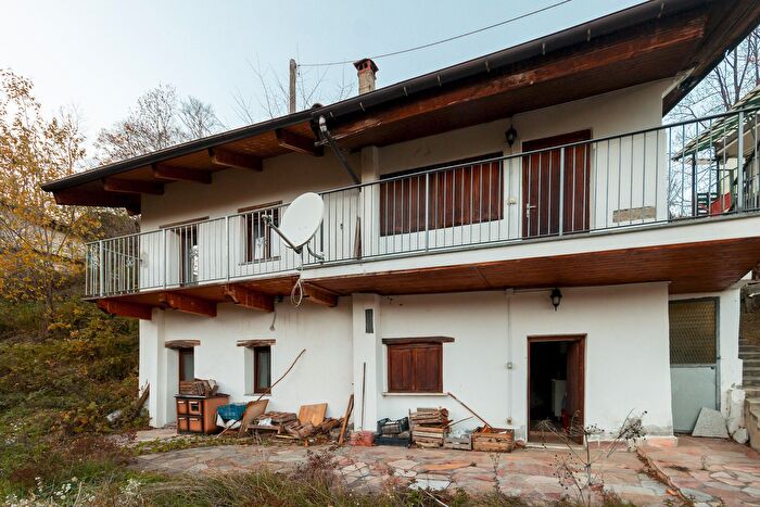 Casa con 6 locali in vendita in Borgata Siteita Inferiore, Oncino