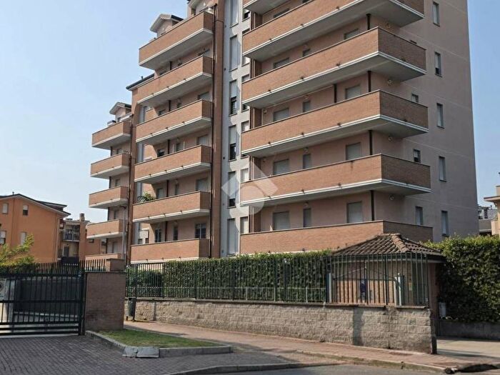 Appartamento bilocale in affitto in Via Risorgimento, Laghetto, San Giuliano Milanese