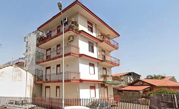 Appartamento con 5 locali in vendita in Via Acqua Bongiardo, Santa Venerina