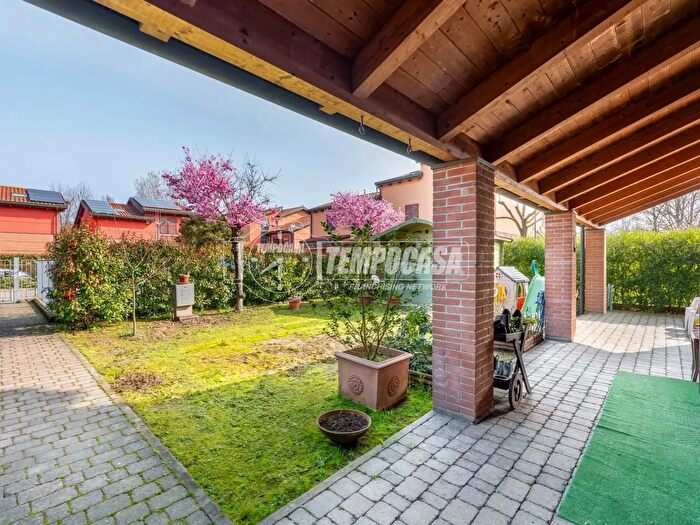 Appartamento trilocale in vendita in Via Anna Frank, Reggio Emilia