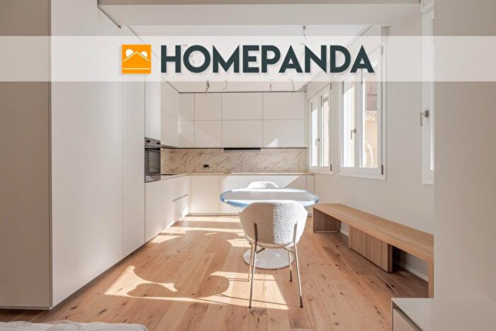 Appartamento trilocale in vendita in Corso del Popolo, Treviso