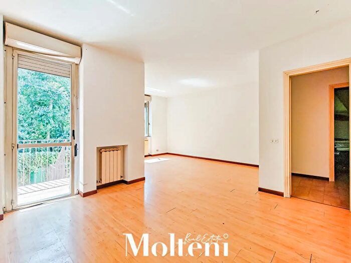 Appartamento quadrilocale in vendita in Via dei Partigiani, Mandello Del Lario