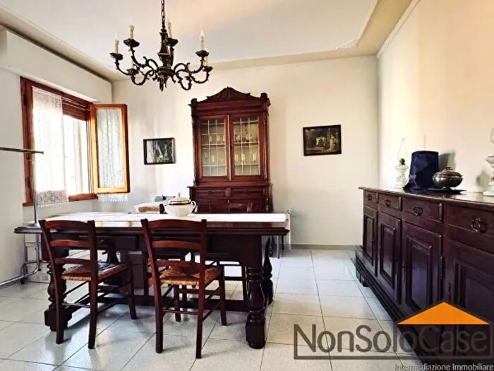 Appartamento quadrilocale in vendita in Via Cilento, Prato