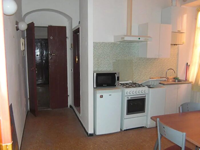 Appartamento bilocale in affitto in Carrara