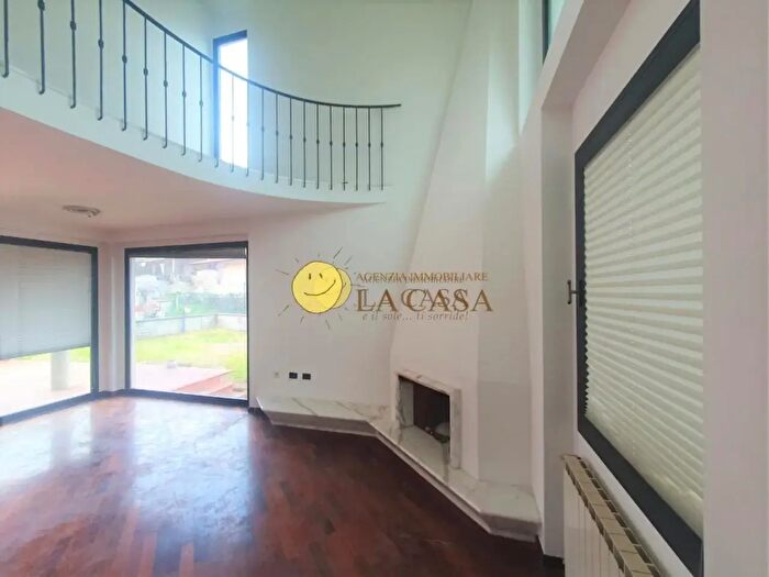 Casa con 5 locali in vendita in Figline e Incisa Valdarno