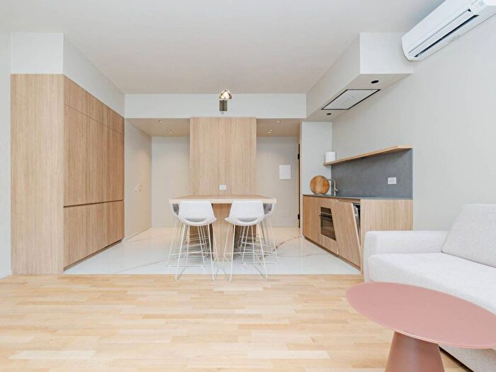 Appartamento quadrilocale in affitto in Via Oldrado da Tresseno, Pasteur, Milano
