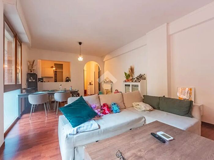 Appartamento trilocale in affitto in Via Pietro Maroncelli, Milano