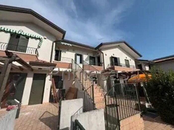 Appartamento trilocale in vendita in Via Don Adolfo Berchmin, Jesolo