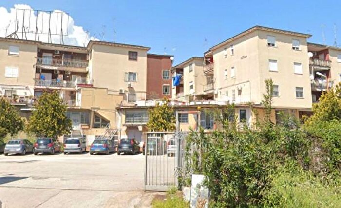 Appartamento con 5 locali in vendita in Via Padula, Casalnuovo Di Napoli