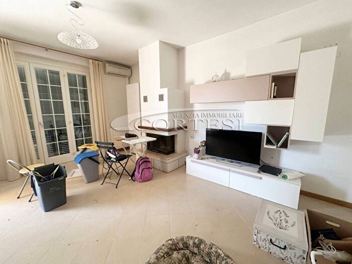 Appartamento con 5 locali in affitto in via xx settembre, Selci Lama, San Giustino