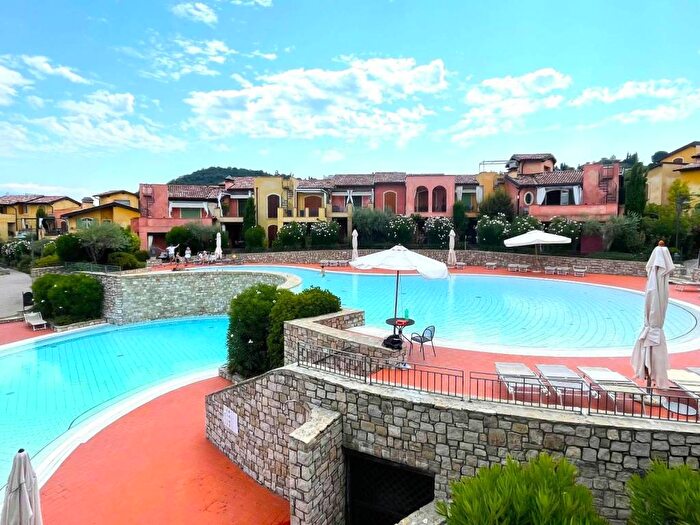 Appartamento trilocale in affitto in Via del Torchio, Montinelle, Manerba del Garda