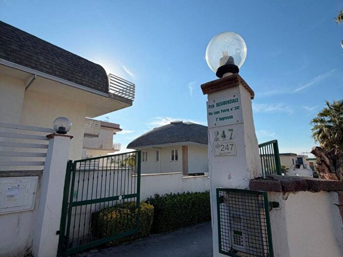 Appartamento quadrilocale in affitto in Via Lago Patria, Lago Patria, Giugliano in Campania