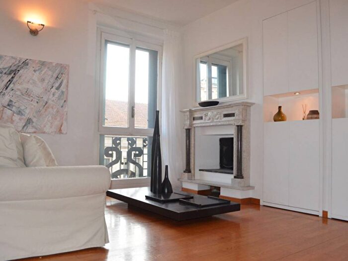 Appartamento con 5 locali in affitto in Viale San Michele del Carso, Dezza, Milano