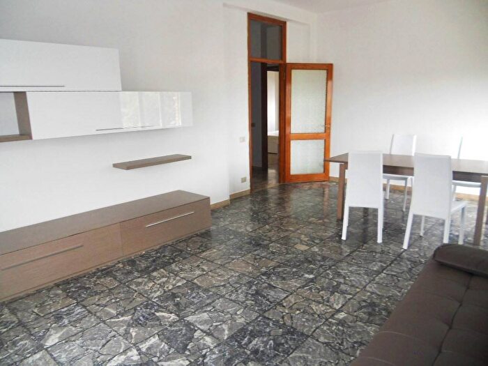 Appartamento quadrilocale in affitto in Via Galileo Galilei, Carrozzone, Reggio Emilia