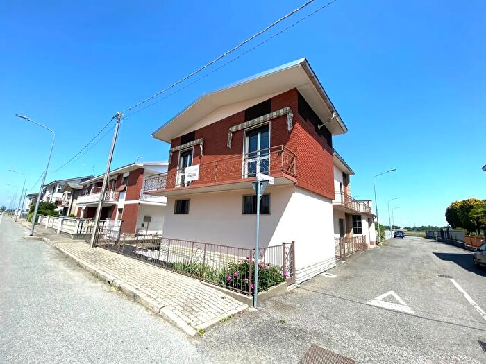 Casa trilocale in vendita in Via Rastelli, Trino