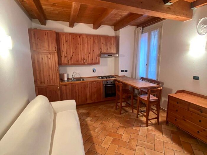 Appartamento bilocale in affitto in Via Rialto, Santo Stefano, Bologna