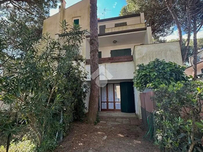 Appartamento bilocale in vendita in Viale Giordano, Comacchio