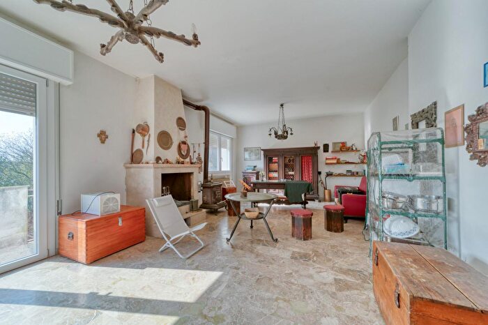 Casa quadrilocale in vendita in Via Moiacche, Rubano