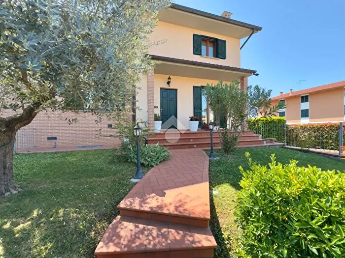 Appartamento con 5 locali in vendita in Via della Stazione, San Giustino