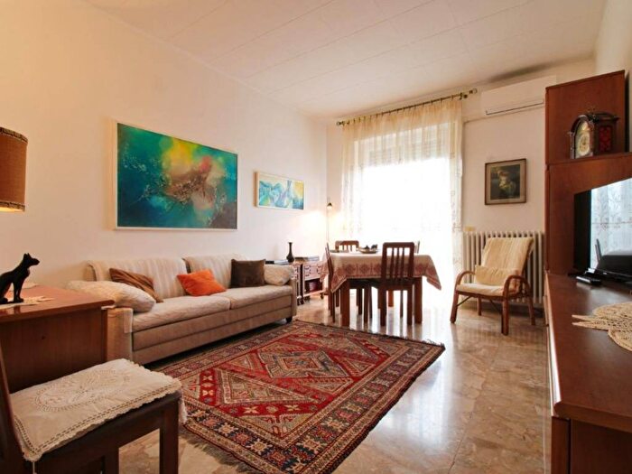 Appartamento bilocale in affitto in Via Roma, Centro, Assago