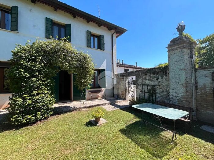 Appartamento trilocale in affitto in Via Grande, San Biagio Di Callalta