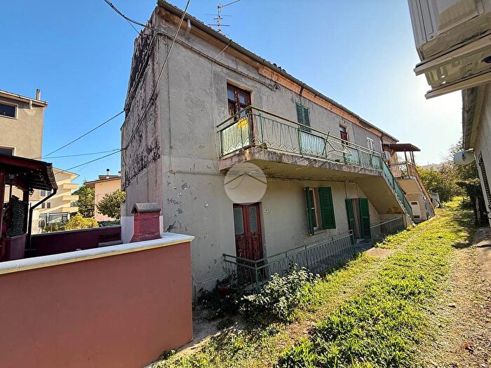 Casa trilocale in vendita in Viale a Moro, San Giovanni Teatino