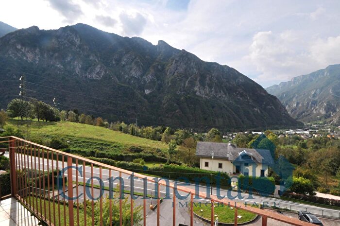 Case in Vendita e in Affitto - 2