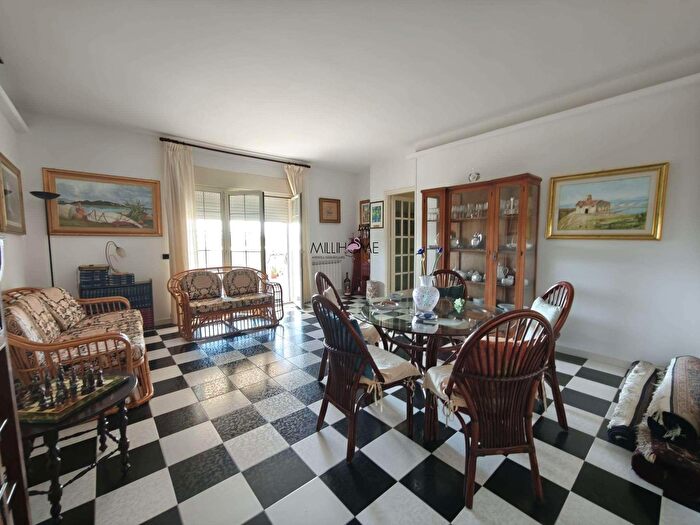 Appartamento trilocale in vendita in Via Mazara, Marsala