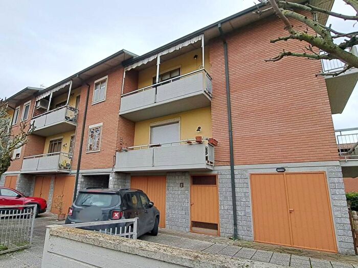 Appartamento quadrilocale in affitto in stradello Mulini Nuovi, Sacca Stazione, Modena