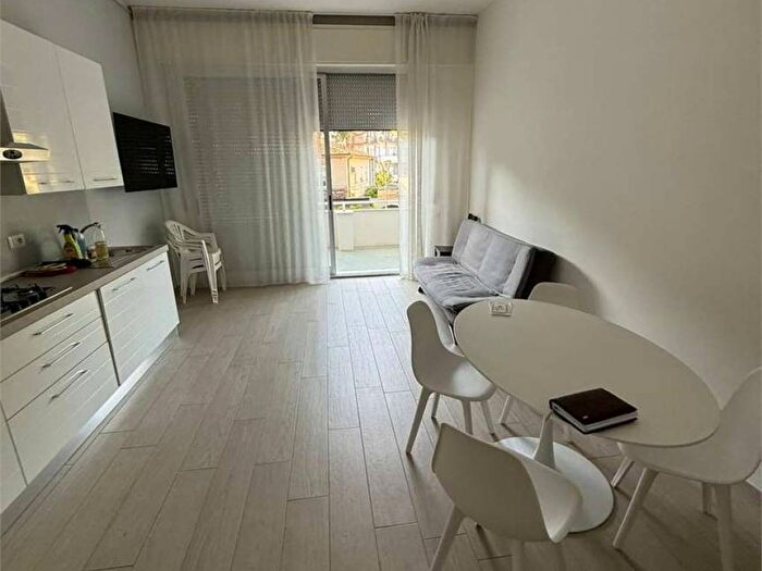 Appartamento quadrilocale in affitto in Viale Podgora, Milano Marittima, Cervia