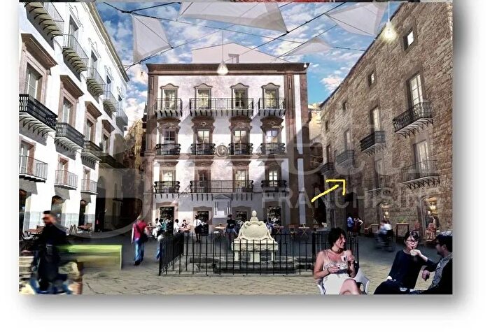 Appartamento trilocale in vendita in Piazza Garraffello Snc, Palermo