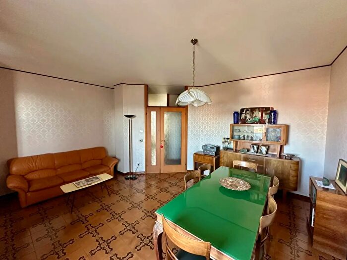 Appartamento con 5 locali in vendita in Gorizia