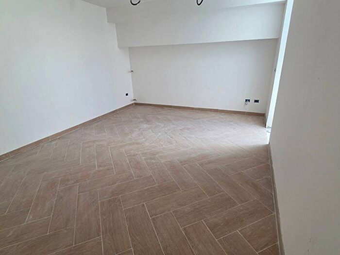 Appartamento bilocale in affitto in Via Filippo Parlatore, Malaspina, Palermo