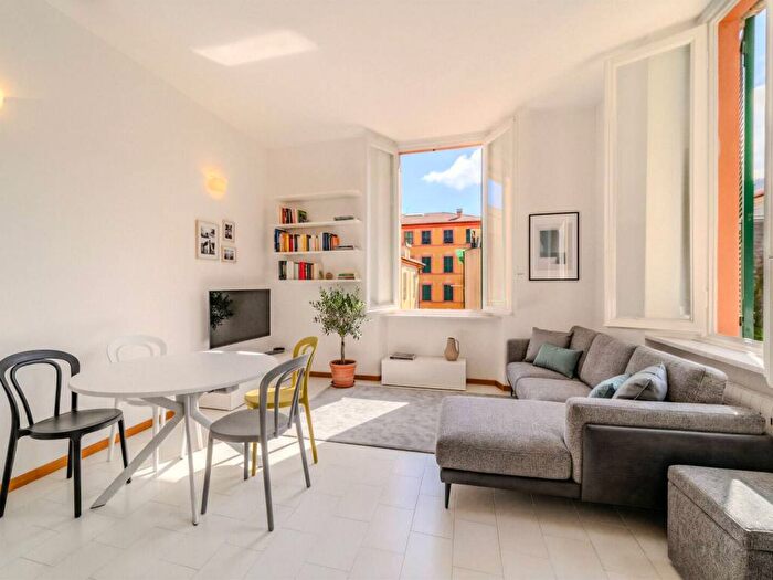 Appartamento quadrilocale in affitto in Via alla Loggetta, Centro, Santa Margherita Ligure